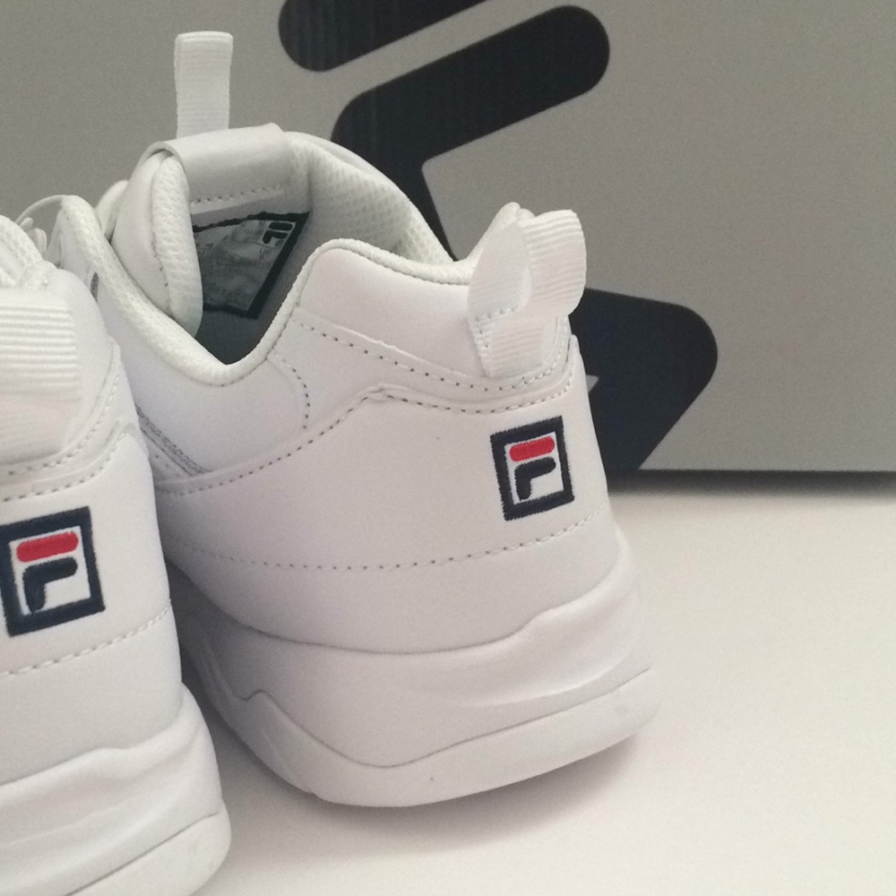 NIB Authentic FILA Women Disarray Sneaker White - Picture 7 of 9